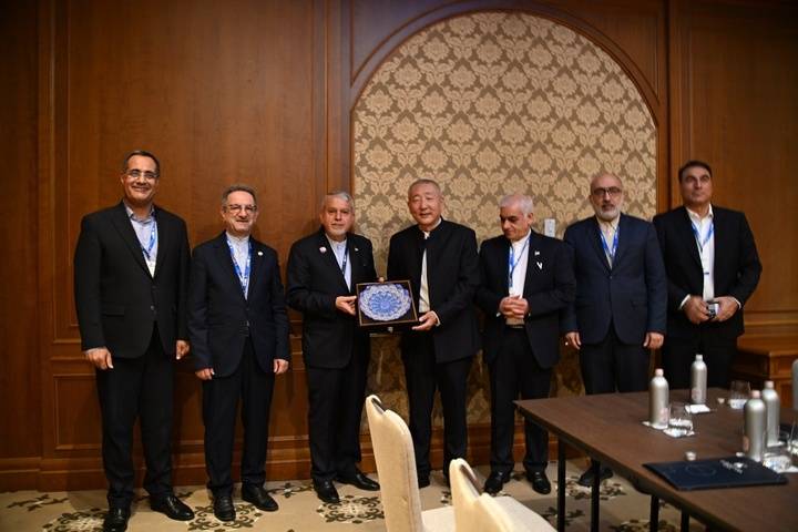 نشست اسپانیا