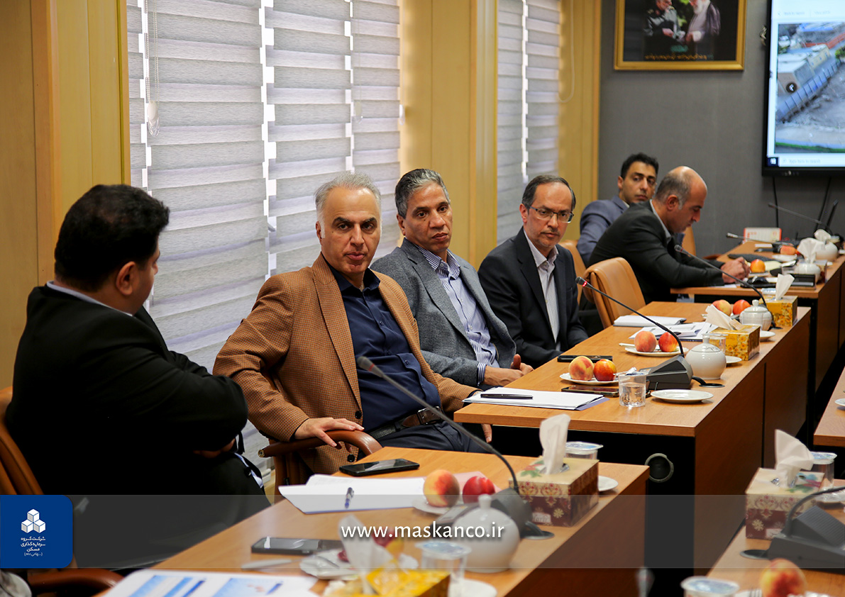 برگزاری جلسه پایش عملکرد شرکت سرمایه گذاری مسکن شمال شرق؛ (3)