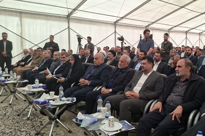 سفر وزیر راه و هئیت همراه به سمنان 