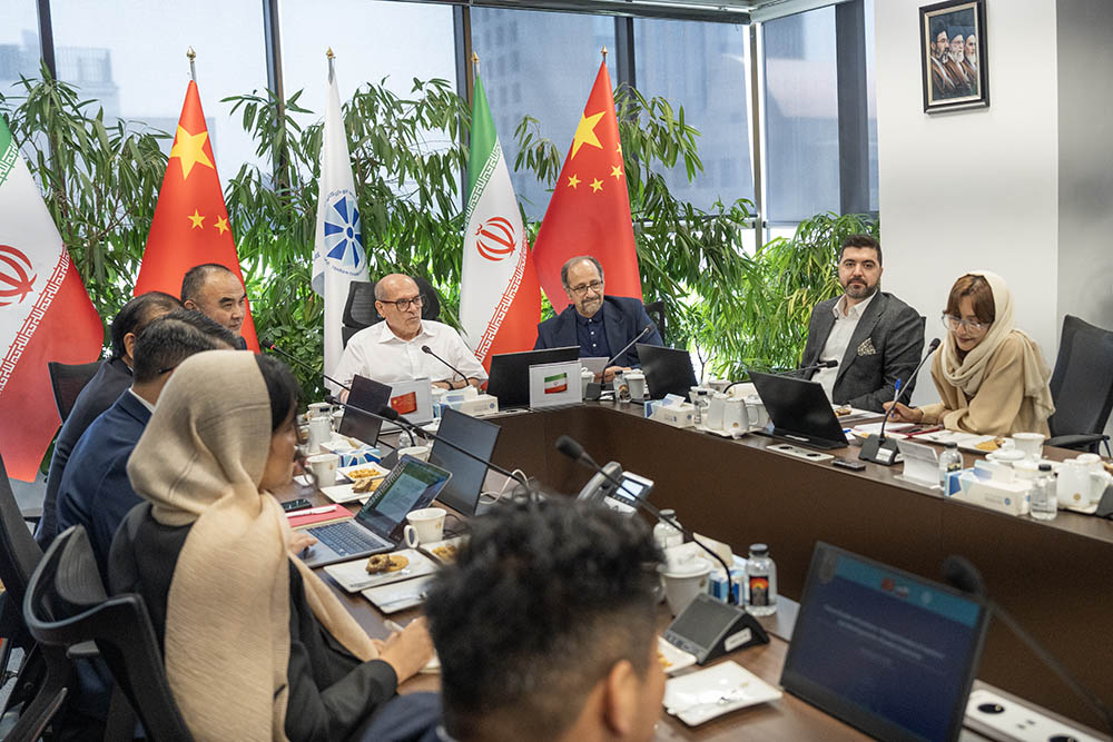 نشست مشترک روسای اتاق بازرگانی بینالمللی خورگوس و اتاق تهران