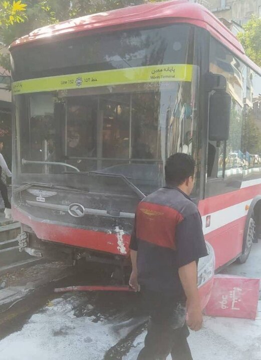 آتش سوزی اتوبوس