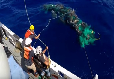 AkzoNobel, Ocean Cleanup join forces to combat marine litter