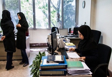 بخشنامه اصلاح حقوق ۱۴۰۴ کارمندان ابلاغ شد
