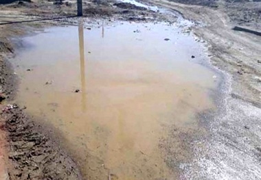 وجود ۲۹۵ کیلومتر راه روستای خاکی و شوسه در شهرستان هیرمند
