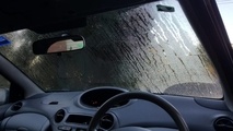 راه حل جادویی مهندس ناسا برای یخ زدایی شیشه جلو خودرو در چند ثانیه + فیلم