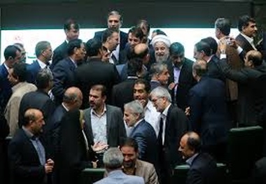 جلسه غیرعلنی مجلس با موضوع رای اعتماد به وزیران پیشنهادی 