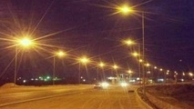 ارتقای ایمنی گردنه برف گیر گرمک با اجرای حفاظ بتنی و روشنایی جاده