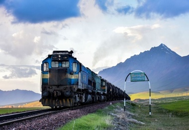  بازگشت سریع پل های آسیب دیده راه آهن آذربایجان به مدار خدمت رسانی؛ توسعه زیرساخت ریلی در دستور کار