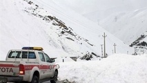 ریزش بهمن در گردنه ژالانه؛ راه ارتباطی ۵ روستای کردستان همچنان مسدود است‌ 