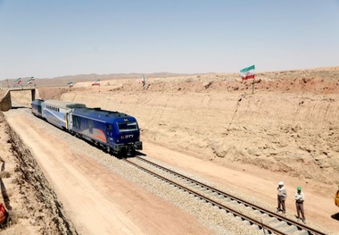 نهایی شدن فاینانس راه‌آهن رشت-آستارا/قرارداد ۳میلیارد یورویی واگن