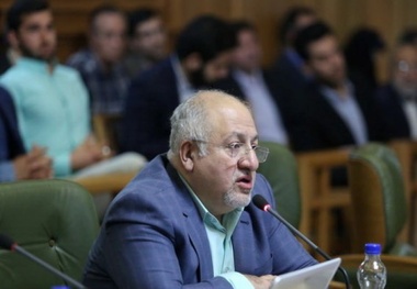 در انتخاب شهردار تسلیم خرده فرمایشات پدرخوانده‌ها نشدیم