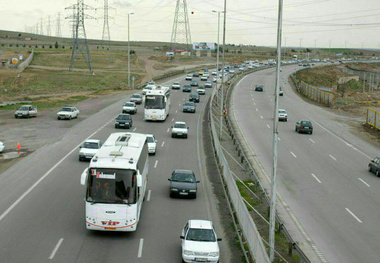 ۱۹میلیون خودرو در نیمه نخست امسال از محورهای مرکزی تردد کردند
