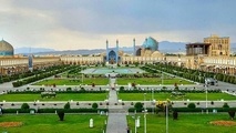 احداث پارکینگ طبقاتی در مجاورت میدان امام (ره)