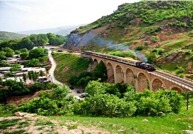 تصاویری دیدنی از ایستگاه ‫راه‌آهن لرستان‬‎
