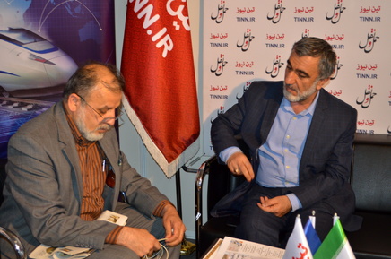 نمایشگاه ریلی-تین