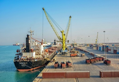  عملیات تخلیه کالا از بندر امام سرعت می گیرد 