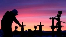 آمادگی اوپک و روسیه برای تمدید کاهش تولید تا پایان ۲۰۱۸