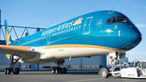 Vietnam's VietJet to take delivery of up to 10 Airbus jets this year
