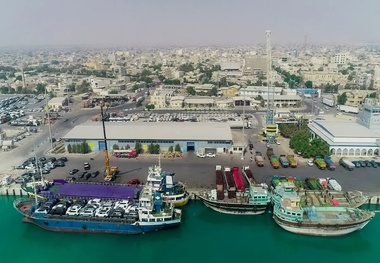 ترانزیت بیش از ۵۵ هزار خودرو از بندر لنگه به آسیای میانه