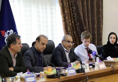 تعامل با ایران به نفع جهان است