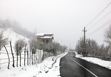 بارش برف و باران در جاده‌های ۱۰ استان