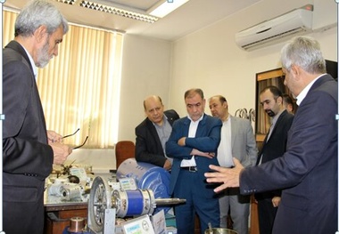 بازدید عضو هیات مدیره شرکت فرودگاه‌ها از جهاد دانشگاهی خواجه نصیر