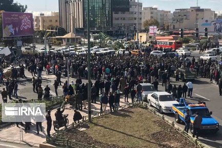 اعتراض‌ها به گران شدن بنزین