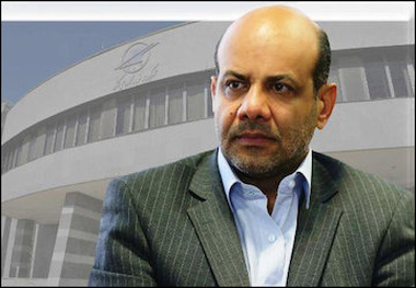 نخستین گروه حجاج ایرانی در فرودگاه ساری پیاده میشوند
