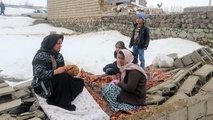 بارش برف و باران در مناطق زلزله زده خوی