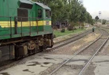 افتتاح اولین لکوموتیو تحویلی از پروژه ۱۰ دستگاه لکوموتیو «جی ای»