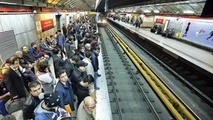 بررسی کاهش قیمت بلیت مترو در ساعات غیر پیک