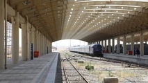 احداث پارک لجستیک راه آهن و ورود قطار پنج ستاره به زرند در آینده نزدیک