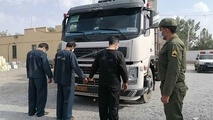 سارقان اتوبان اصفهان شیراز با گوسفندان سرقتی غیب شدند!
