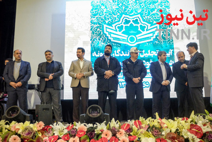 آیین تجلیل از رانندگان نمونه شرکت خودرو سرویس شهر