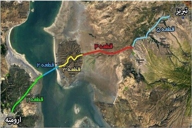 معاون وزیر راه: ایجاد تحول در آزادراه تبریز - زنجان در اولویت قرار گیرد / افزایش گروه های آسفالت به هشت تیم عملیاتی