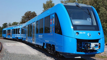 ‘World’s largest fleet of fuel cell trains’ ordered