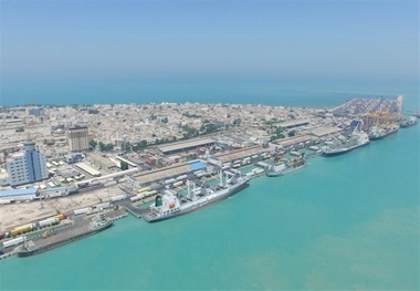 فعالان اقتصادی مناطق آزاد با یک مصوبه مجلس زمین گیرشدند