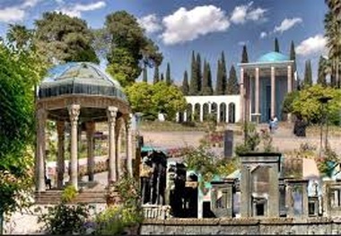 توسعه پایدار کشور وابسته به صنعت گردشگری است