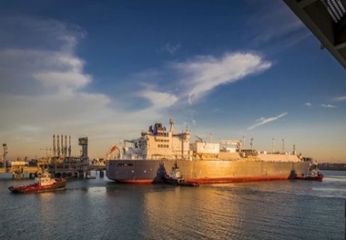 First icebreaking LNG tanker heads for Northern Sea Route