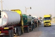 نقش پر رنگ رانندگان خودمالک در حمل مواد سوختی و فرآورده های نفتی در جنگ تحمیلی/ کمبودی وجود نداشت 