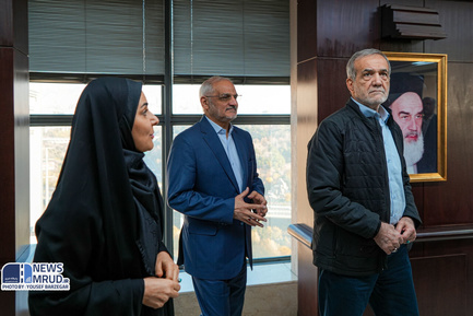 گزارش تصویری بازدید رئیس جمهور از وزارت راه و شهرسازی (4)