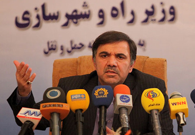 آخوندی: از سرمایه گذاری هند در چابهار استقبال می کنیم