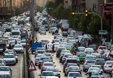 کاهش شدید استفاده از حمل و نقل عمومی از مشکلات جدی در شهر قم است