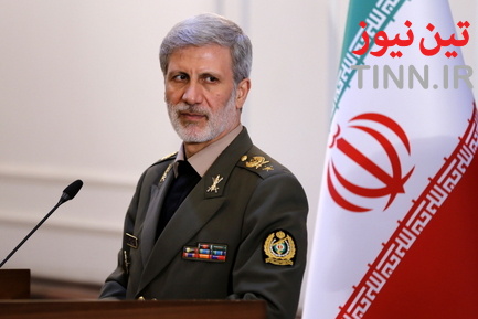 امضای تفاهمنامه احداث ۱۰۰ هزار واحدمسکونی بین وزارت راه و شهرسازی و وزارت دفاع