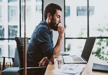 بررسی شرایط بازار کار، نرخ اشتغال و بیکاری در تبریز
