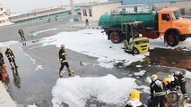 برگزاری مانور بزرگ مقابله با آتش‌سوزی و انفجار در بندر لنگه
