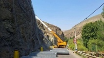 آغاز عملیات ارتقاء ایمنی و تثبیت ترانشه‌ های ریزشی در محور کرج - کندوان
