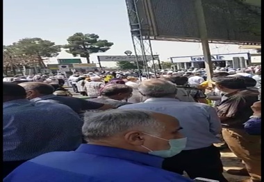 جوابیه هواپیمایی جمهوری اسلامی ایران؛ حضور آمبولانس برای گرمازدگی یکی از بازنشستگان بود