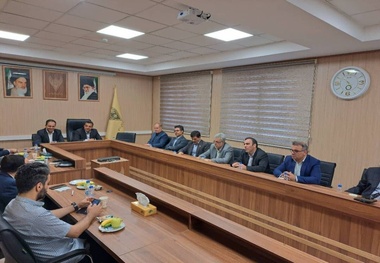 بررسی راهکارهای توسعه حمل ونقل ریلی در راه آهن غرب