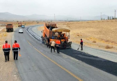 پیشرفت ۷۵ درصدی پروژه اصلاح مقطع حادثه‌ خیز محور مهران ـ دهلران 